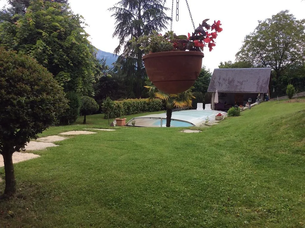 Couette-café Demeure d'hôtes Les Irisynes Viviers-du-Lac